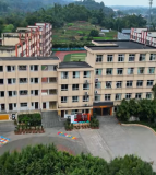 双河镇中心小学校
